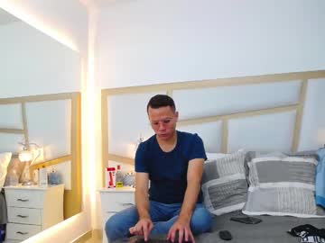 chris_barker - Watch Unlimited Free Male Cams