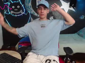 colombiano_o - Watch Unlimited Free Male Cams