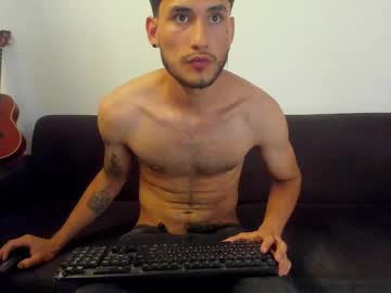 henrik_senn - Free Live Cam Boys Online
