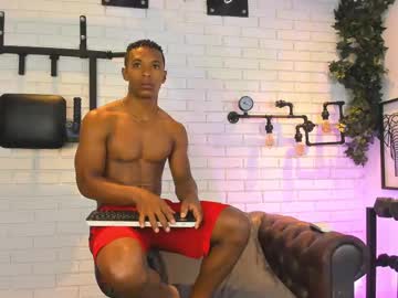 italomoore - Watch Unlimited Free Male Cams
