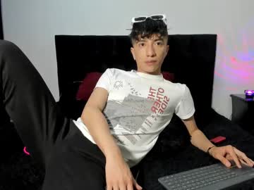 mhatias_ - Watch Unlimited Free Male Cams