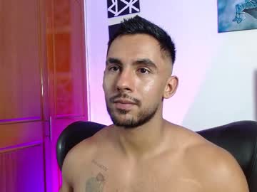 romanpearce_ - Live Performer