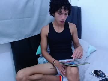 tayronx33 - Watch Unlimited Free Male Cams