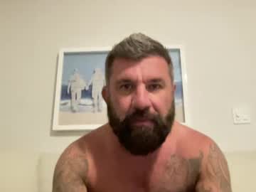 thatguybearded - Live Performer