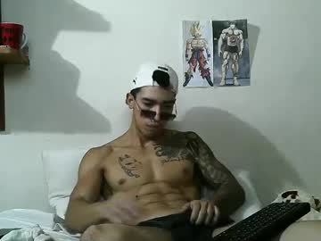 yeisoncastellanos1999 - Watch Unlimited Free Male Cams